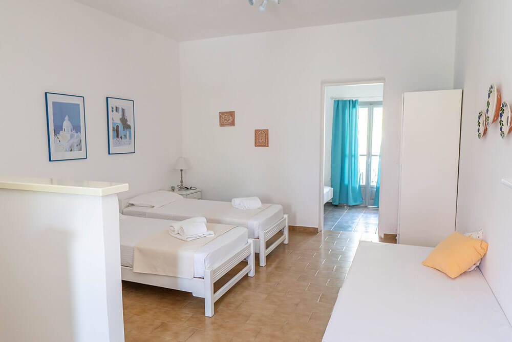 Apartment for 4-5 people | Lilly's Island Antiparos